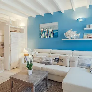 Amazing With Private Parking Appartement
