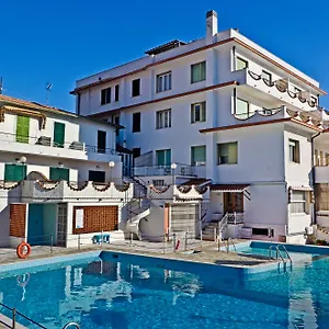 Ariston Montecarlo Hotel